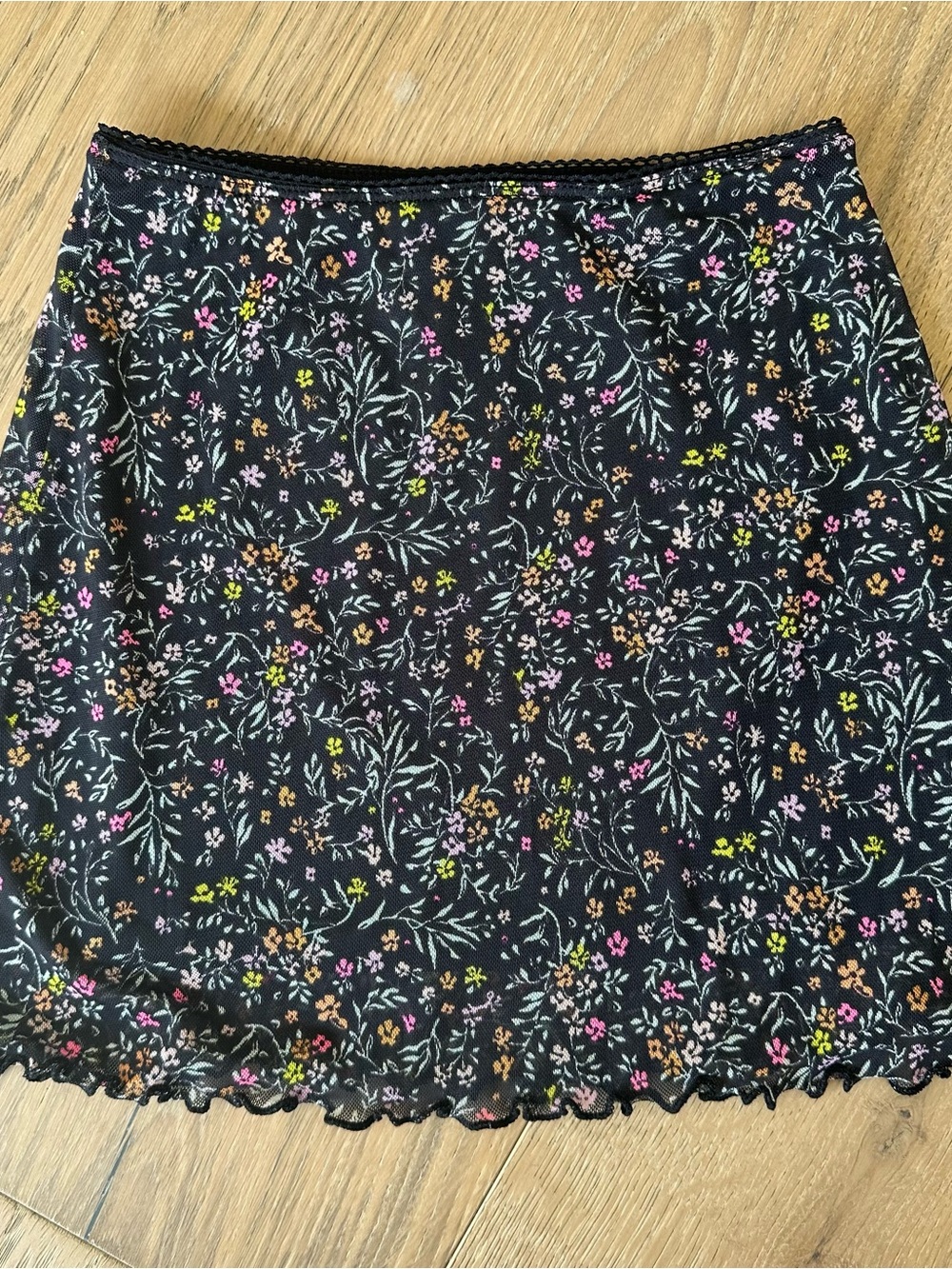 Art Class Mini Skirt A-Line Black Floral  S